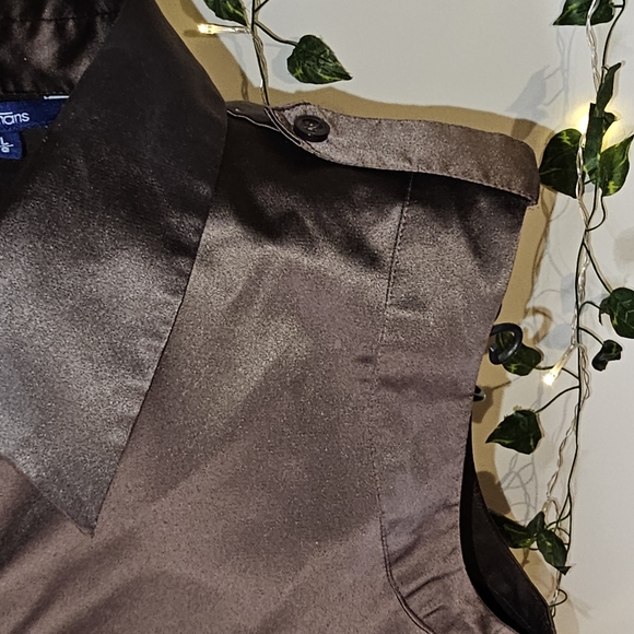 Sleeveless top - Picture 2 of 4